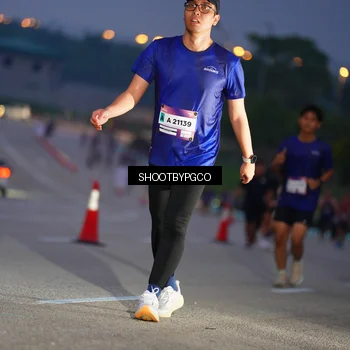 Runner Photo 7400714