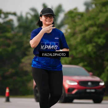 Runner Photo 7400754