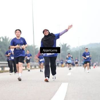 Runner Photo 7400848