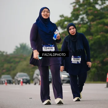 Runner Photo 7400854