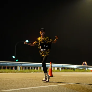 Runner Photo 7400860