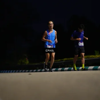 Runner Photo 7400885