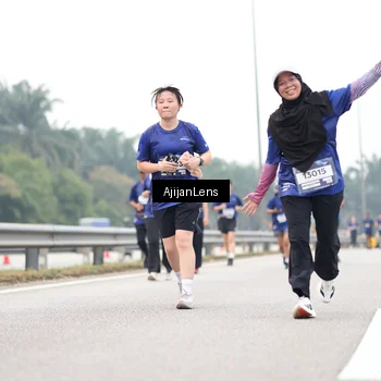Runner Photo 7400897