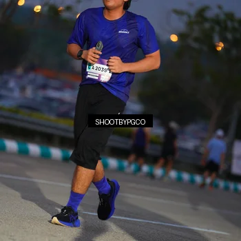 Runner Photo 7400901