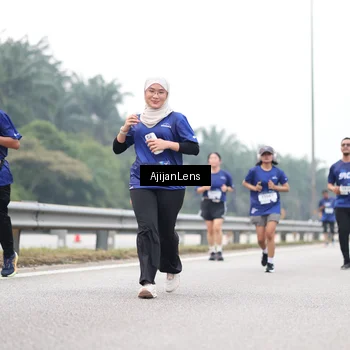 Runner Photo 7400904