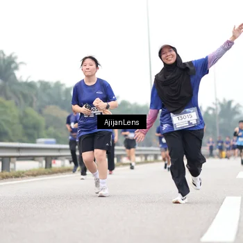 Runner Photo 7400918