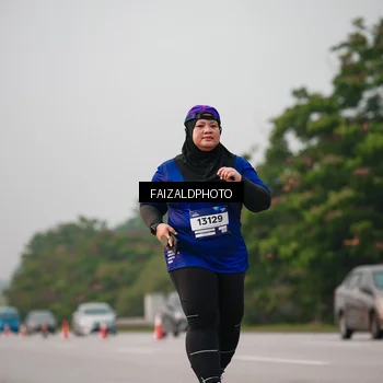 Runner Photo 7400919