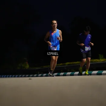 Runner Photo 7400928