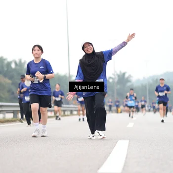 Runner Photo 7400960