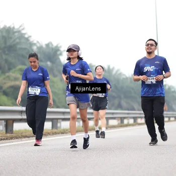 Runner Photo 7401018
