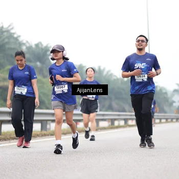 Runner Photo 7401022