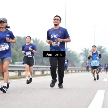 Runner Photo 7401053
