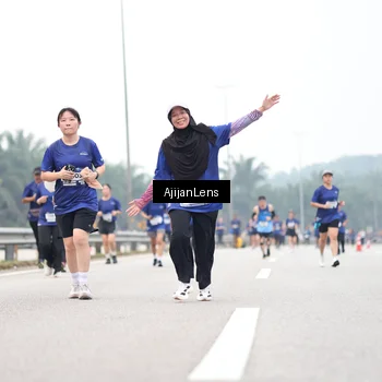 Runner Photo 7401054