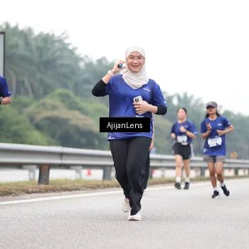 Runner Photo 7401081