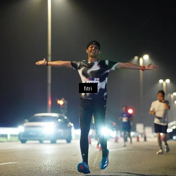 Runner Photo 7401102