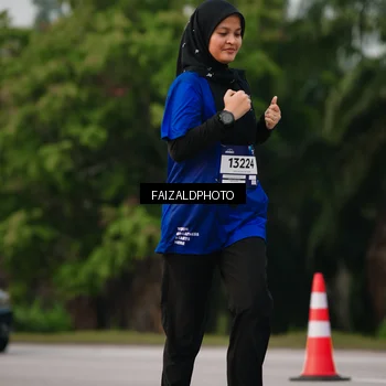Runner Photo 7401189