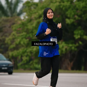Runner Photo 7401190