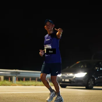 Runner Photo 7401199