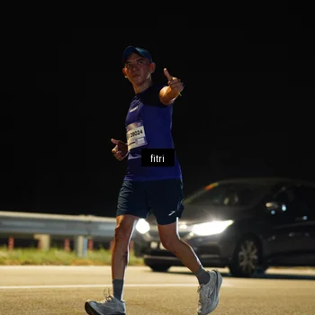 Runner Photo 7401212