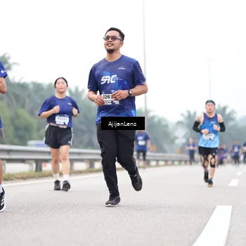 Runner Photo 7401251