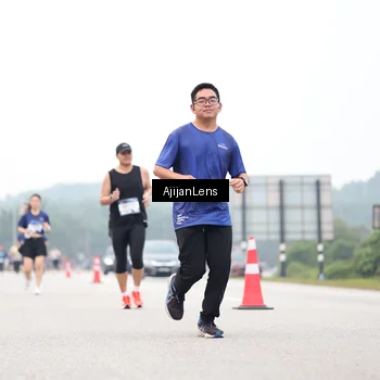 Runner Photo 7401257
