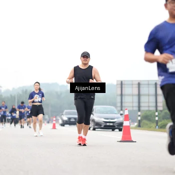 Runner Photo 7401258