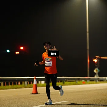 Runner Photo 7401266