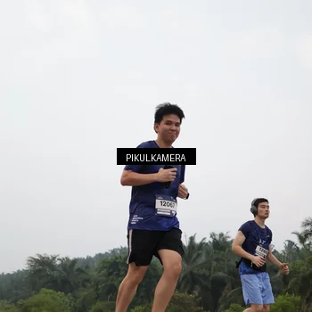 Runner Photo 7401295