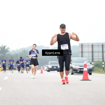 Runner Photo 7401323