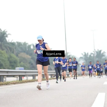 Runner Photo 7401329