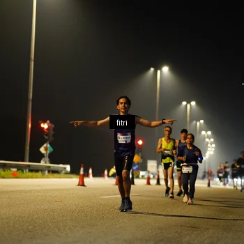 Runner Photo 7401335