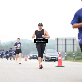 Runner Photo 7401339