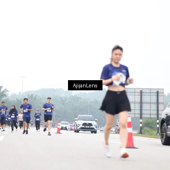 Runner Photo 7401342