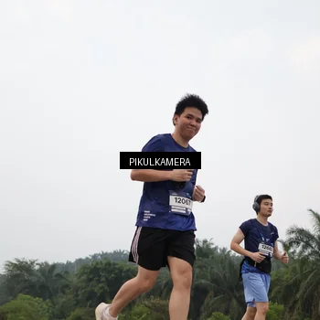 Runner Photo 7401346
