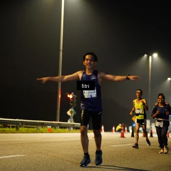 Runner Photo 7401352