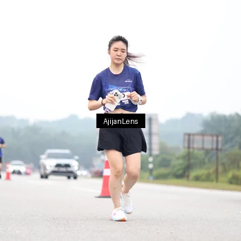 Runner Photo 7401373