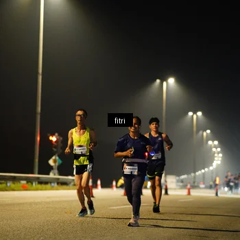 Runner Photo 7401380