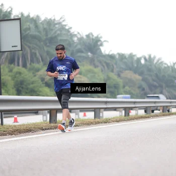 Runner Photo 7401389