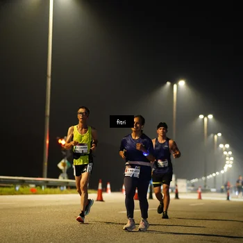 Runner Photo 7401420