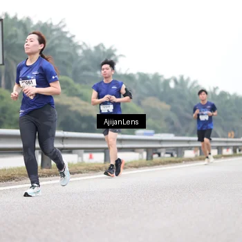 Runner Photo 7401423