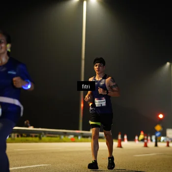 Runner Photo 7401433