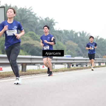 Runner Photo 7401445