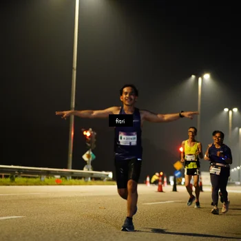 Runner Photo 7401447
