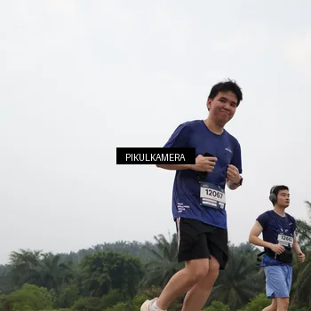 Runner Photo 7401453