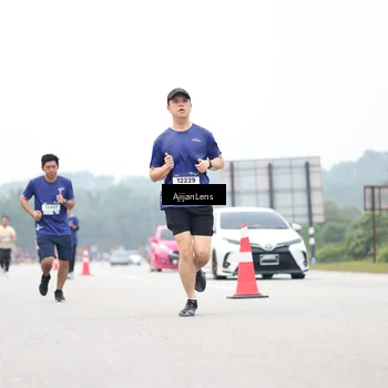Runner Photo 7401475