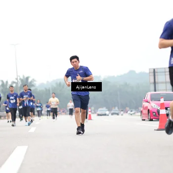 Runner Photo 7401514