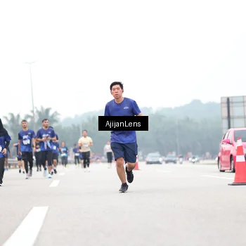 Runner Photo 7401531