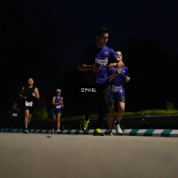 Runner Photo 7401548