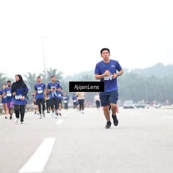 Runner Photo 7401577