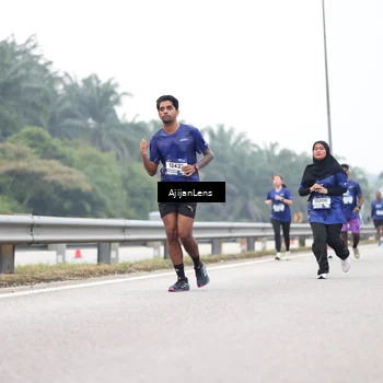 Runner Photo 7401598